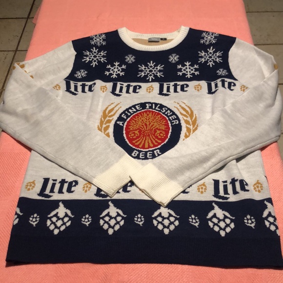 ⭐️⬇️ Miller Lite Men’s Vintage Winter Crewneck Sweater - Picture 7 of 9